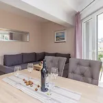 Apartment Mihaela