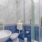 Mihaela Apartment *