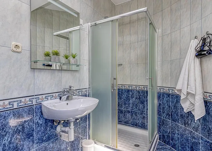 Mihaela * Трогір