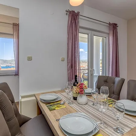 Mihaela Apartman *